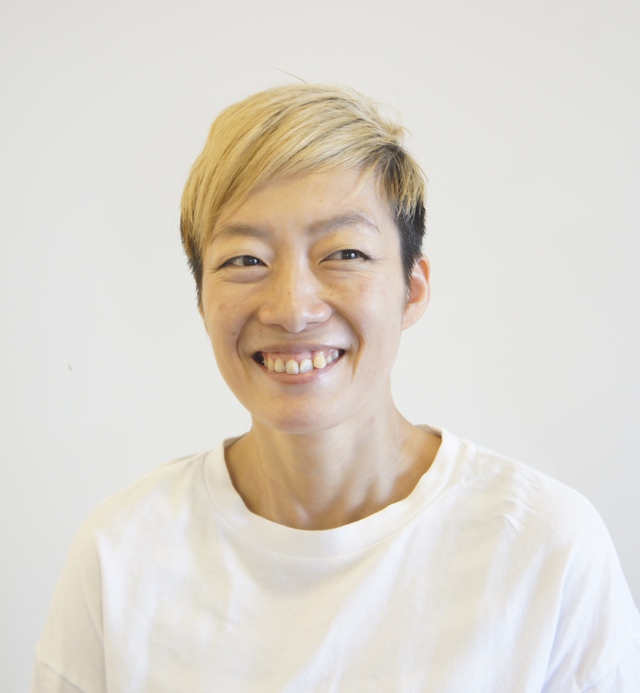 スタイリスト<br />奥 綾子<br />Ayako Oku