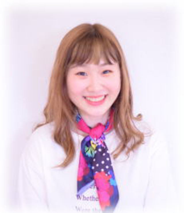 アシスタント<br />小山 愛佳<br />Aika Koyama