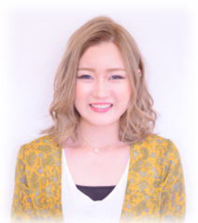 アイリスト<br />梅田 奈摘<br />Natsumi Umeda
